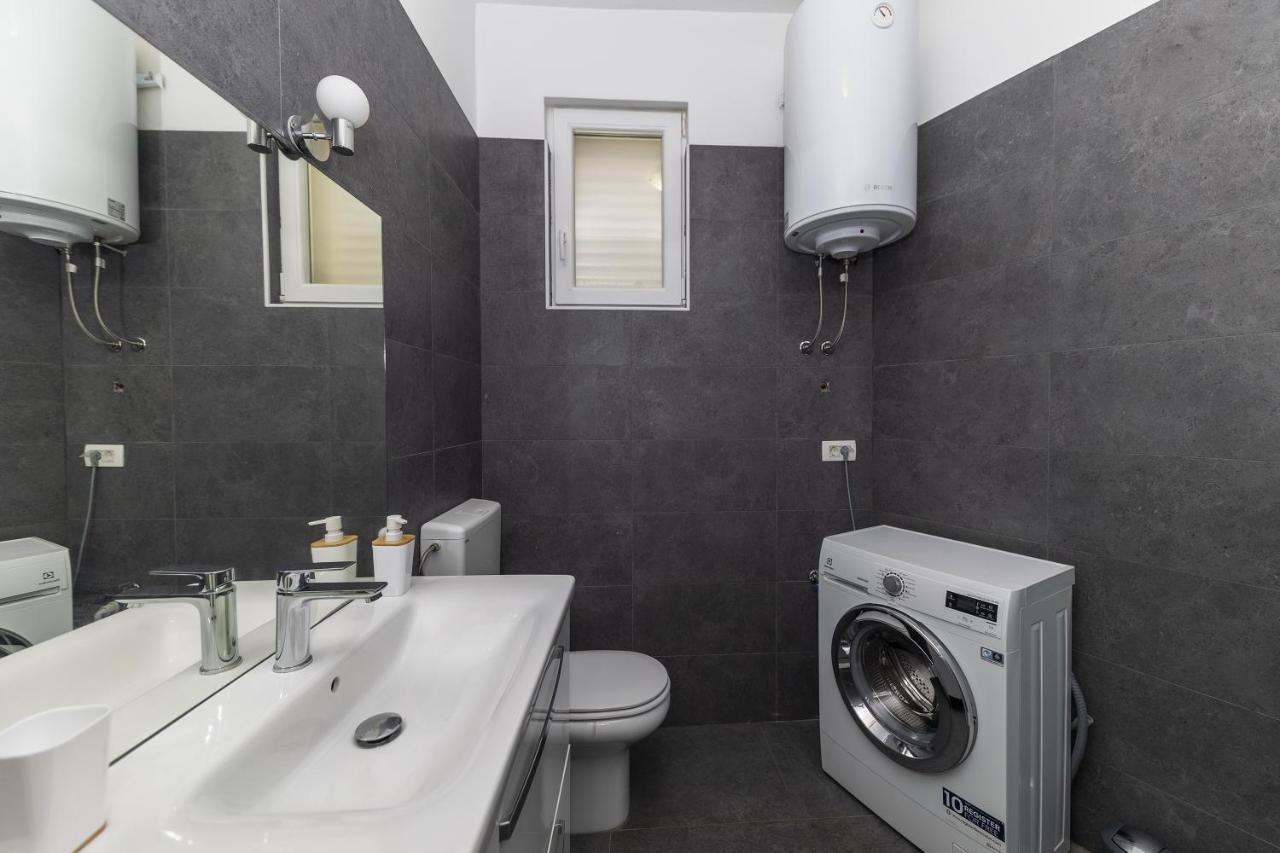 Apartments 23 And 25 With Free Private Parking Задар Экстерьер фото