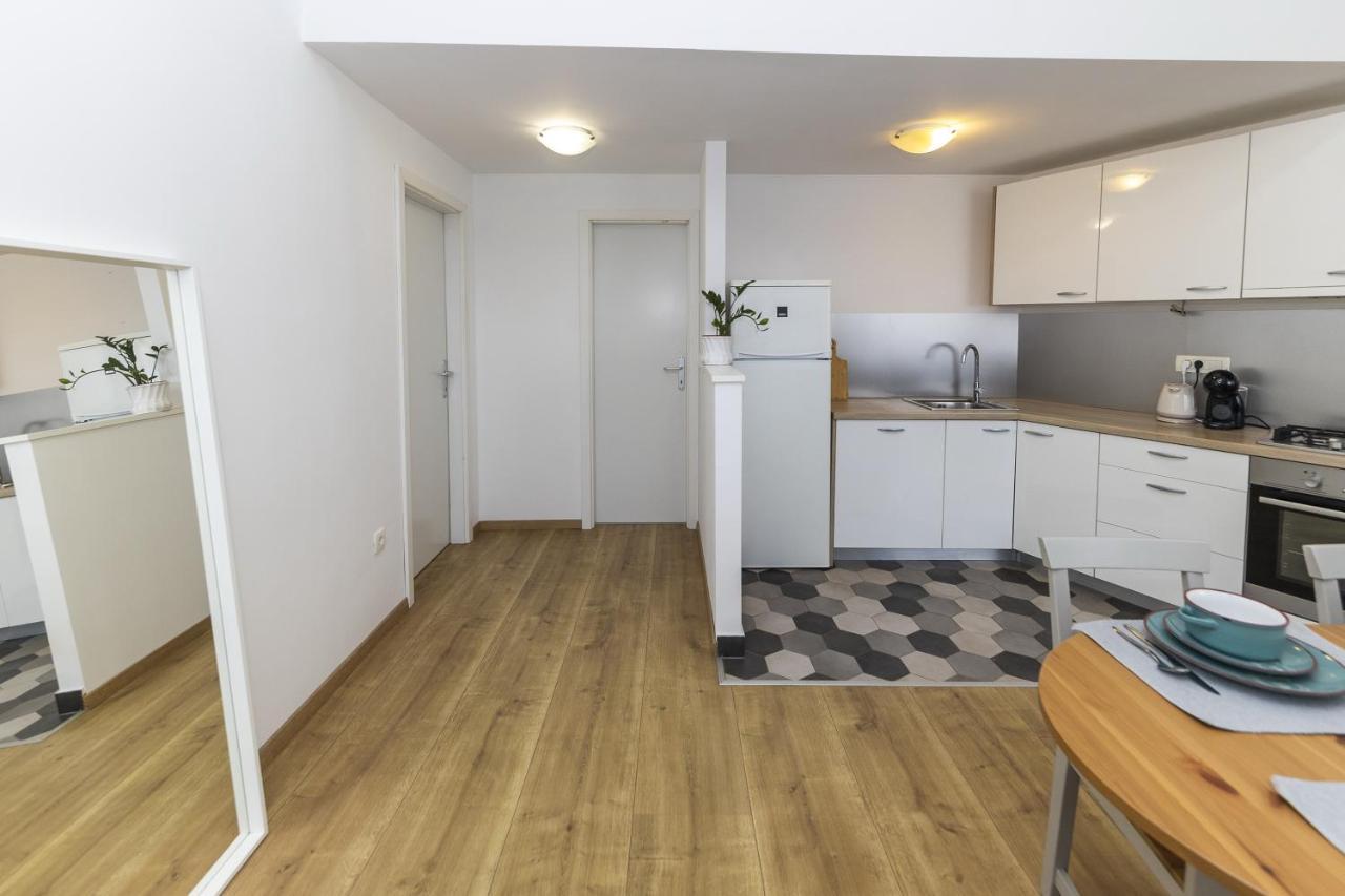 Apartments 23 And 25 With Free Private Parking Задар Экстерьер фото